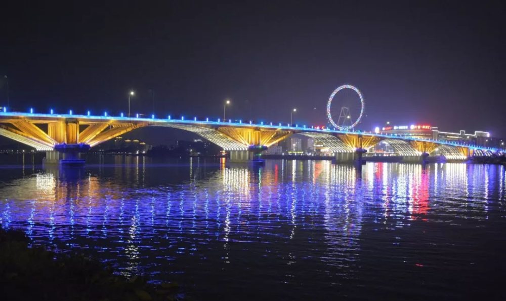 商業(yè)建筑亮化設(shè)計(jì)的核心要素是什么？